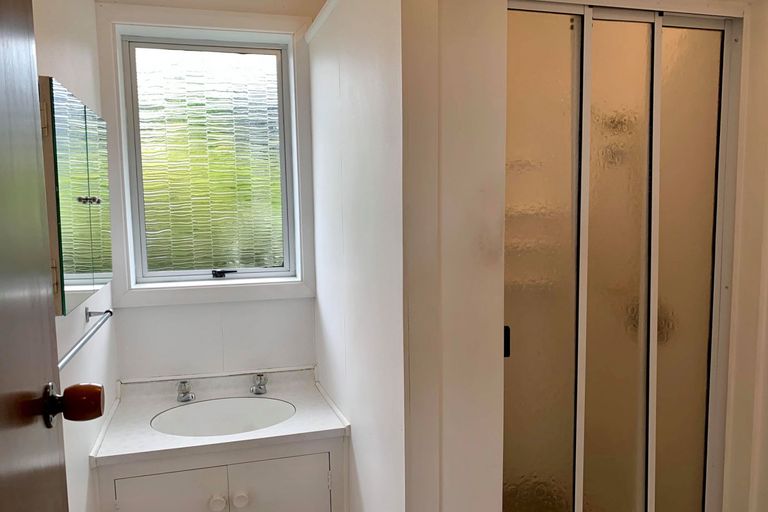 Photo of property in 12 Larkins Street, Helensburgh, Dunedin, 9010