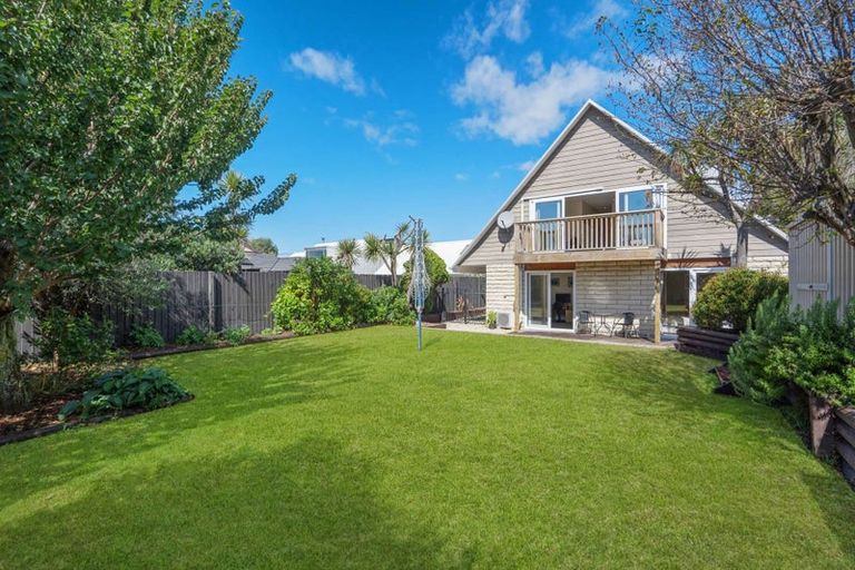 Photo of property in 19 Larnach Street, Waimairi Beach, Christchurch, 8083