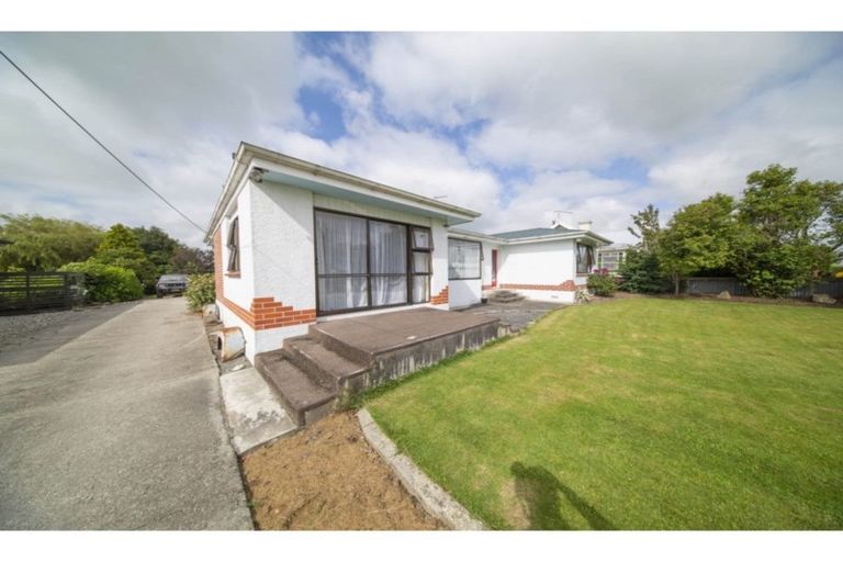 Photo of property in 38 Brydone Street, Edendale, 9825