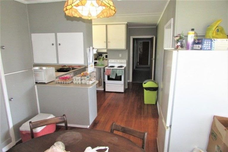 Photo of property in 37 Princes Street, Waikari, 7420