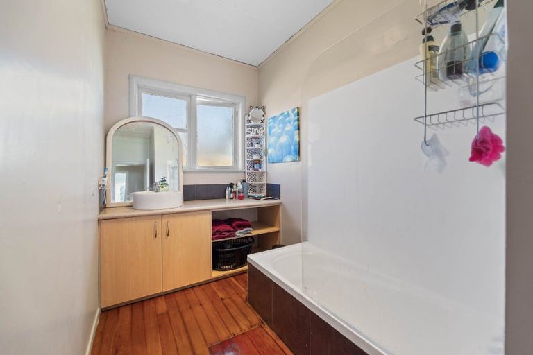 Photo of property in 14 Croall Crescent, Ngaruawahia, 3720