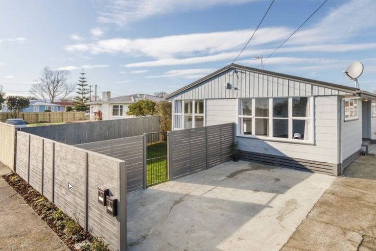 Photo of property in 3a Duff Crescent, Highbury, Palmerston North, 4412
