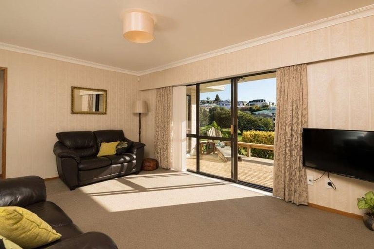 Photo of property in 11 Goods Road, Otumoetai, Tauranga, 3110