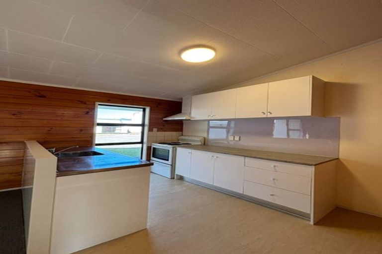 Photo of property in 2/163a Commerce Street, Whakatane, 3120