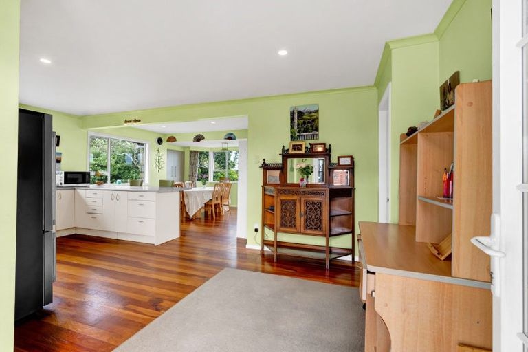 Photo of property in 13f York Crescent, Westown, New Plymouth, 4310