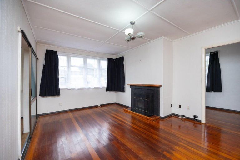 Photo of property in 4 Upham Terrace, Roslyn, Palmerston North, 4414