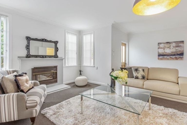 Photo of property in 22 Vine Street, Mangere East, Auckland, 2024