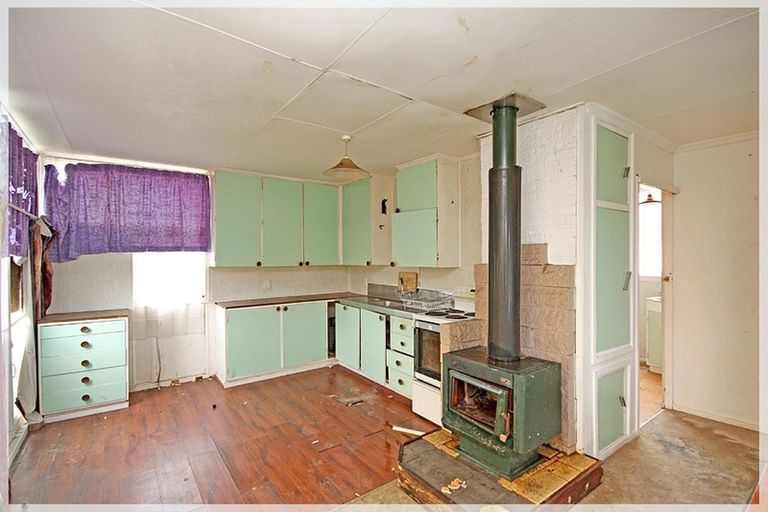 Photo of property in 14 Linklater Avenue, Foxton Beach, Foxton, 4815