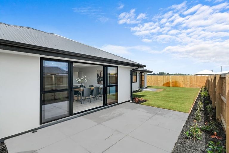 Photo of property in 51 River Stone Drive, Halswell, Christchurch, 8025
