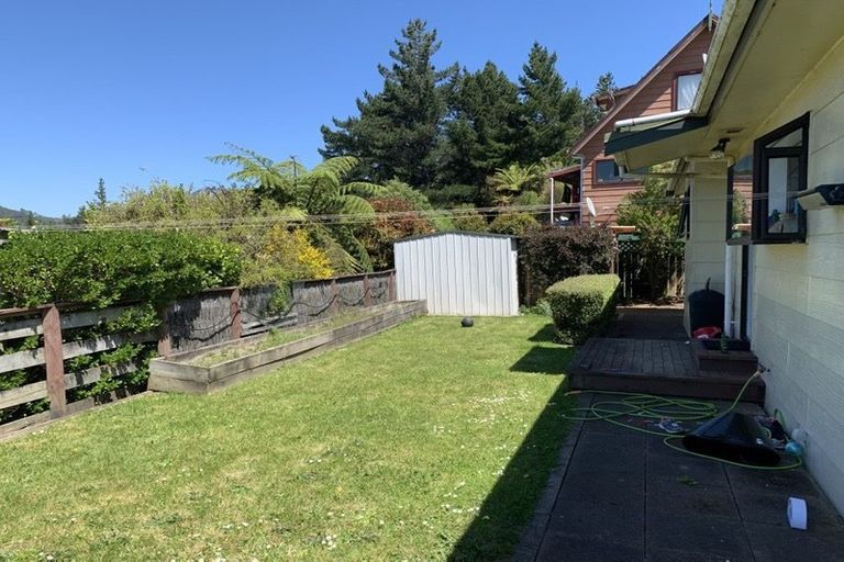 Photo of property in 21 Fenchurch Grove, Stokes Valley, Lower Hutt, 5019