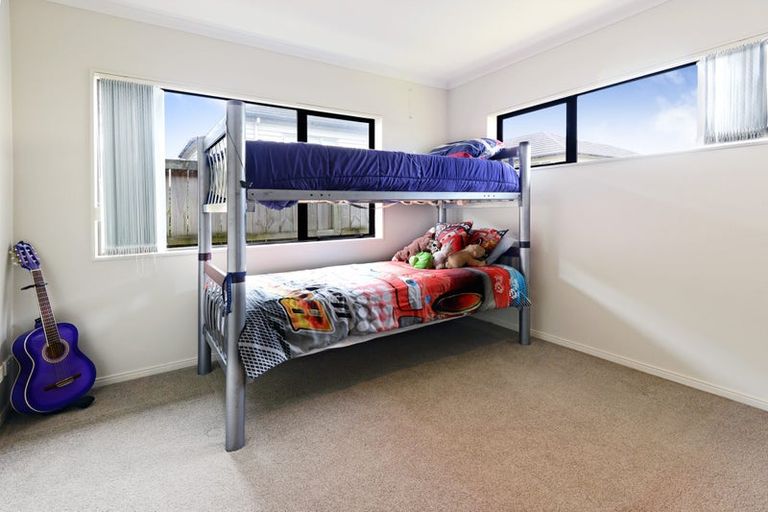 Photo of property in 7 Thyme Court, Flat Bush, Auckland, 2016