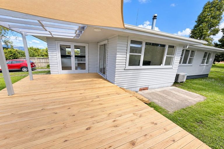 Photo of property in 27 Island View Road, Western Heights, Rotorua, 3015