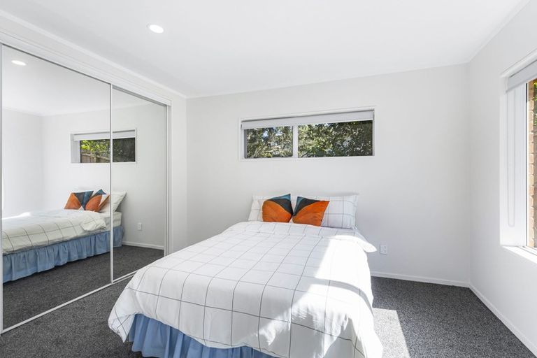 Photo of property in 46 Patts Avenue, Glendene, Auckland, 0602