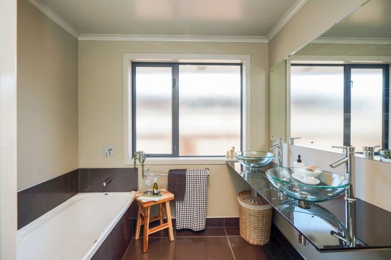 Photo of property in 33 Joseph Street, Waverley, Invercargill, 9810