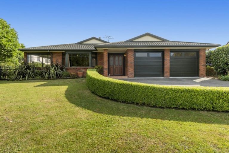 Photo of property in 4 Ashwood Grove, Omokoroa, 3114