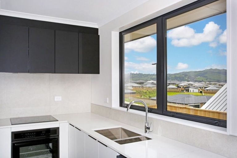 Photo of property in 12 Viv Green Place, Pokeno, 2402