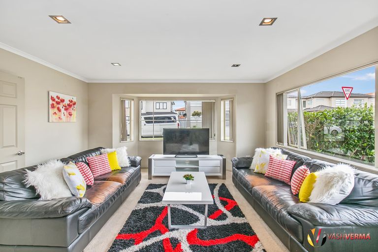 Photo of property in 20 Kestev Drive, Flat Bush, Auckland, 2016