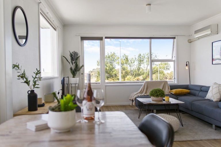 Photo of property in 2/1a Wai-iti Road, Maori Hill, Timaru, 7910