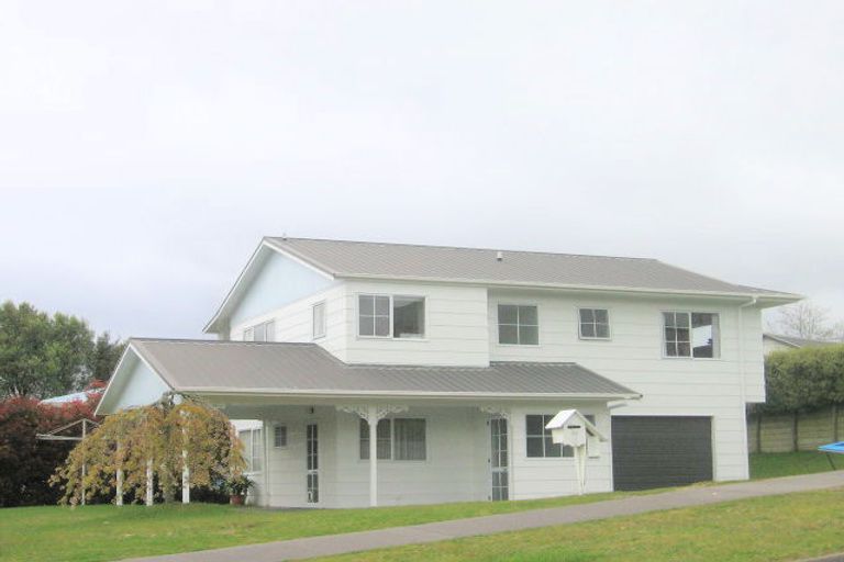 Photo of property in 2/16 Hindmarsh Drive, Rangatira Park, Taupo, 3330