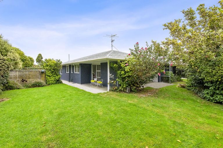 Photo of property in 7 Windsor Avenue, Waikanae, 5036