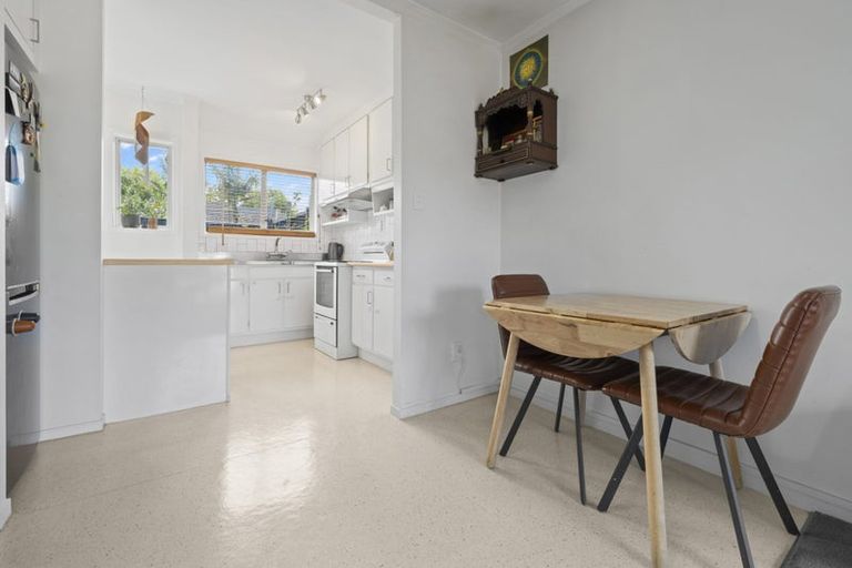 Photo of property in 5/1 Ribblesdale Road, Henderson, Auckland, 0612