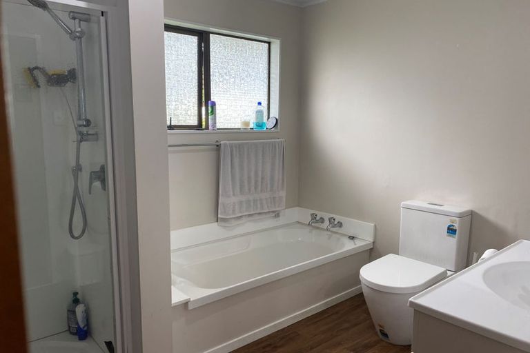 Photo of property in 9a Mossburn Grove, Kelson, Lower Hutt, 5010