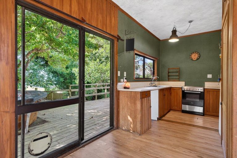 Photo of property in 49 Petley Road, Paparoa, 0571