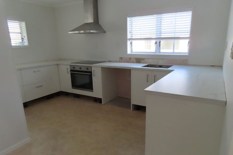 Photo of property in 40 Neeve Road, Taradale, Napier, 4112