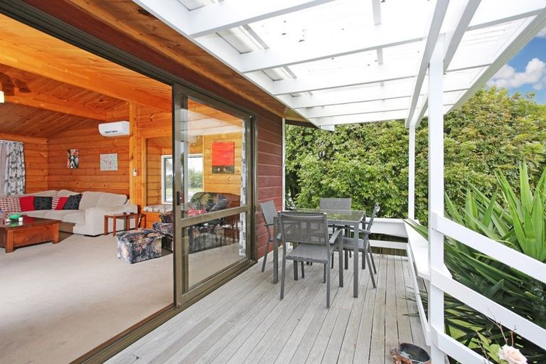 Photo of property in 37 Barnhill Crescent, Pahurehure, Papakura, 2113