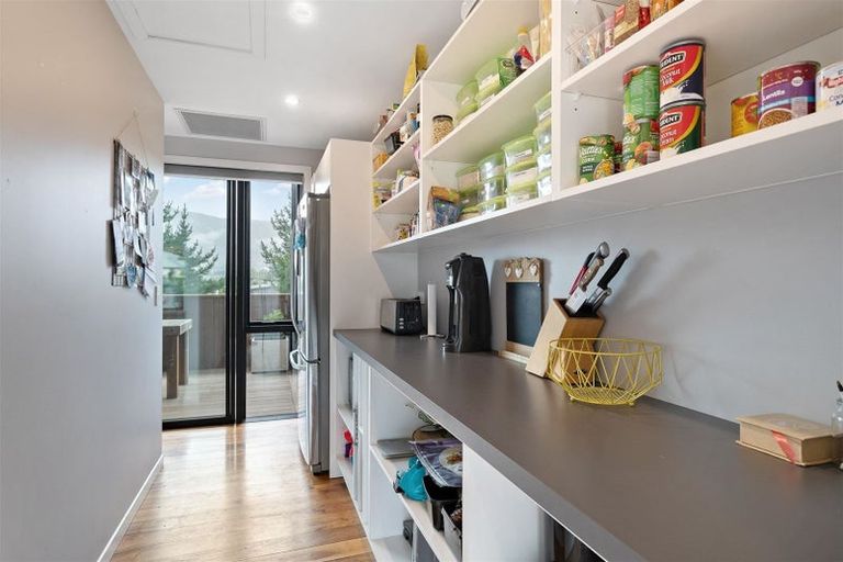 Photo of property in 17 Sam John Place, Lake Hawea, Wanaka, 9382