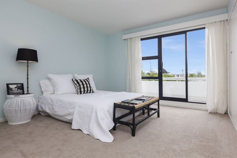 Photo of property in 66 Glandovey Road, Fendalton, Christchurch, 8052