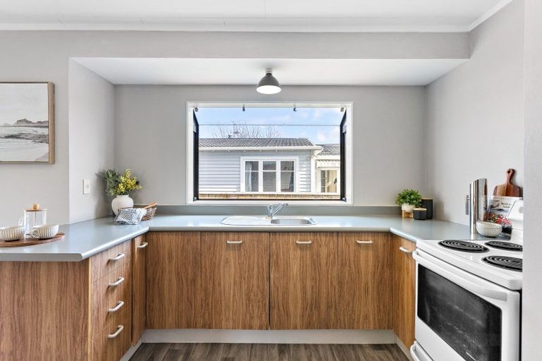 Photo of property in 10 Maclean Street, Wallaceville, Upper Hutt, 5018