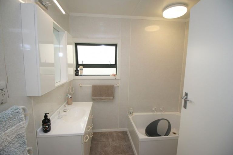 Photo of property in 5 Elizabeth Street, Waimate, 7924