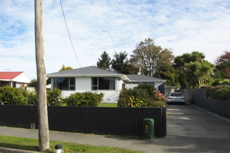 Photo of property in 43 Gladson Avenue, Sockburn, Christchurch, 8042