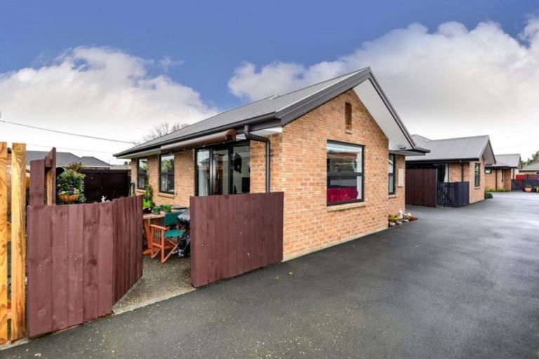 Photo of property in 2/81 Nottingham Avenue, Halswell, Christchurch, 8025