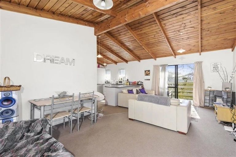 Photo of property in 80a Eversham Road, Mount Maunganui, 3116