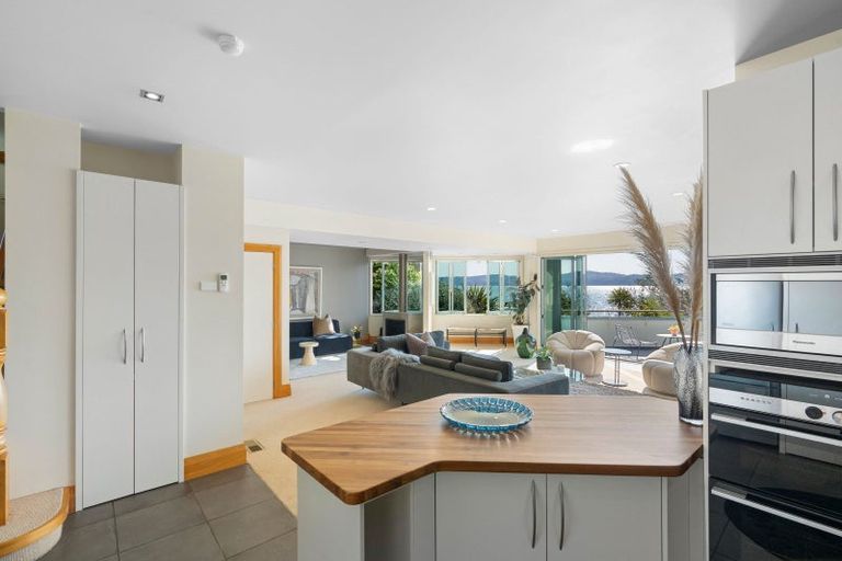 Photo of property in 621 Marine Drive, Days Bay, Lower Hutt, 5013