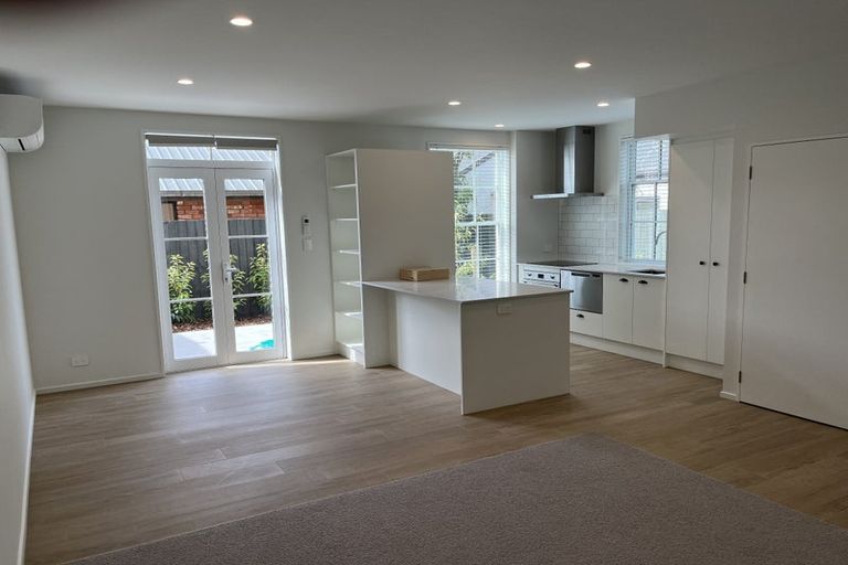 Photo of property in 4/36 Allard Street, Edgeware, Christchurch, 8013