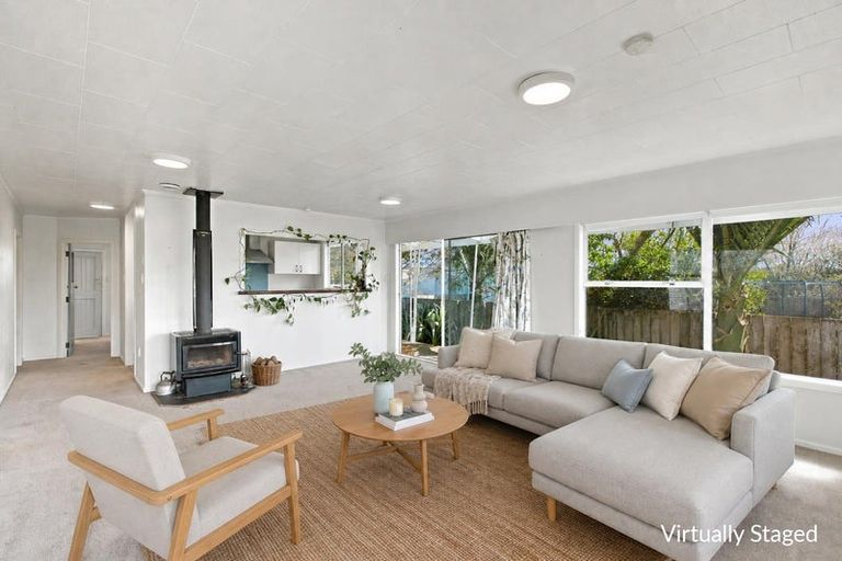 Photo of property in 19 Carey Street, Waitara, 4320