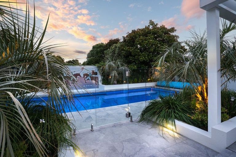 Photo of property in 3 Watford Street, Strowan, Christchurch, 8052