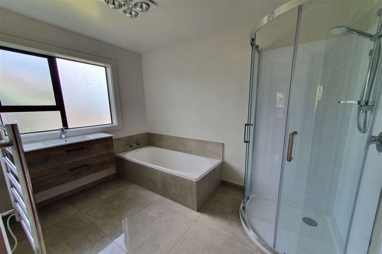 Photo of property in 2 Henry Wigram Drive, Wigram, Christchurch, 8042