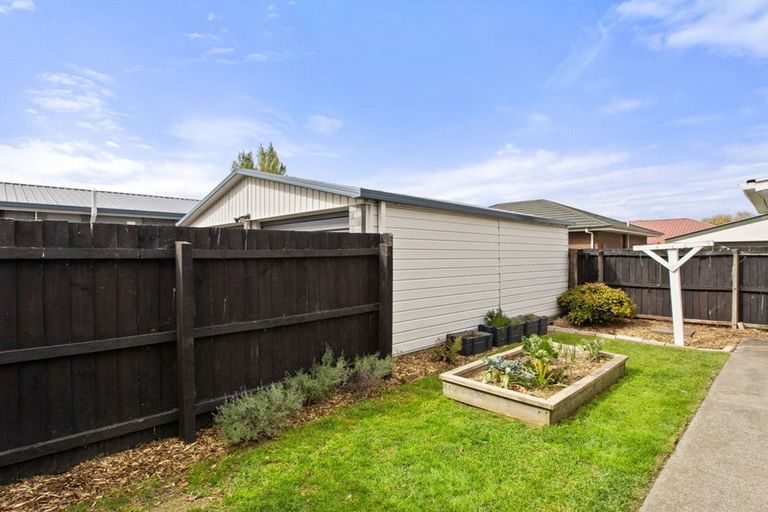 Photo of property in 38 Bevington Street, Avonhead, Christchurch, 8042