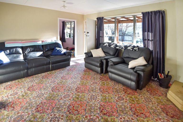 Photo of property in 25 Godley Street, Twizel, 7901