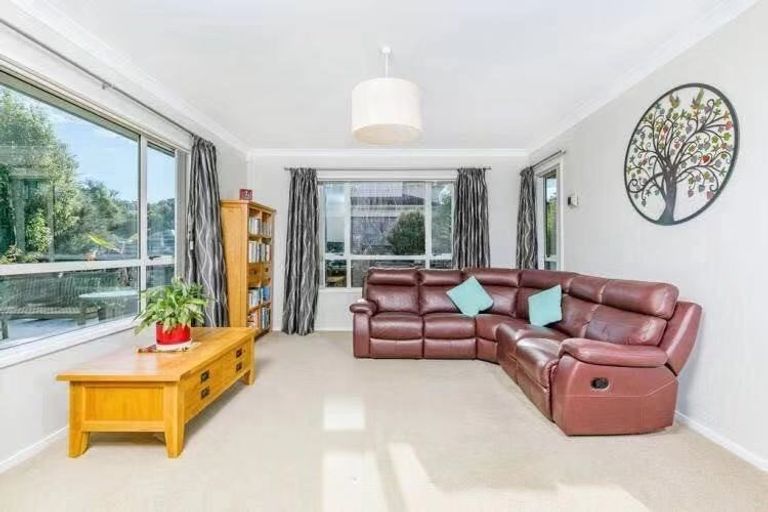 Photo of property in 46 Hornbill Drive, Fairview Heights, Auckland, 0632