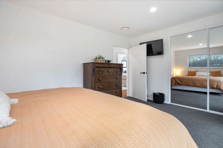 Photo of property in 53 Woodbury Street, Russley, Christchurch, 8042