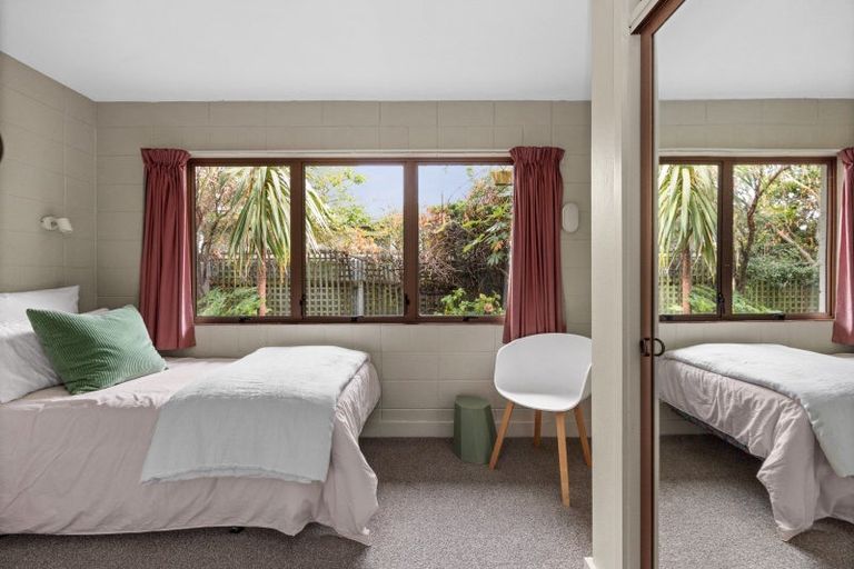 Photo of property in 27 Coventry Avenue, Tamatea, Napier, 4112