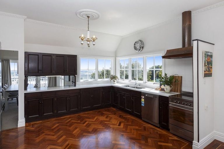 Photo of property in 81a Dyers Pass Road, Cashmere, Christchurch, 8022