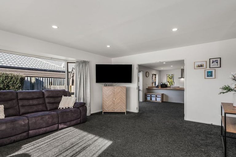 Photo of property in 4 Keats Place, Rolleston, 7614