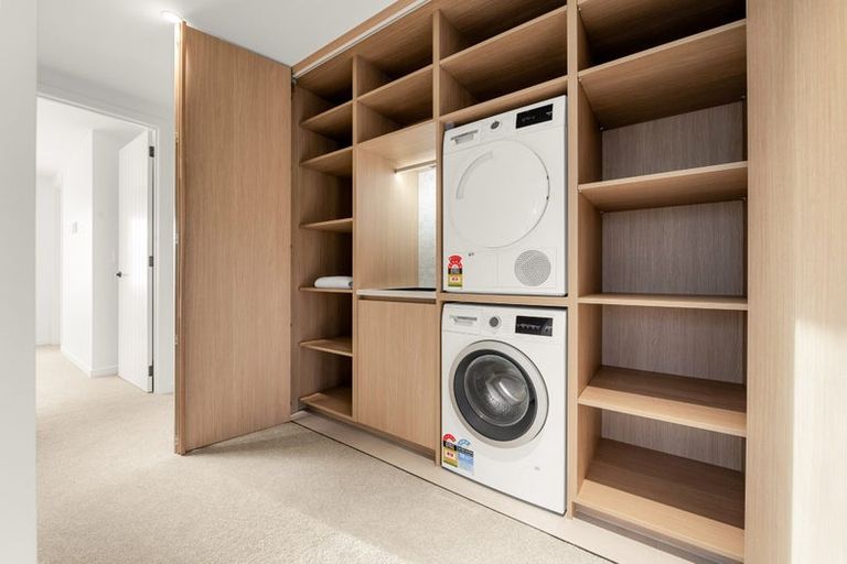 Photo of property in 33 Kauri Point Drive, Rototuna North, Hamilton, 3210