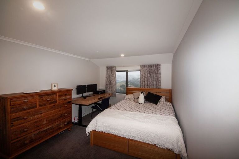 Photo of property in 227 Mark Avenue, Grenada Village, Wellington, 6037